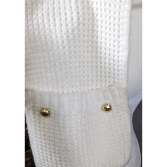 Michael Kors Cream Knit Rectangle Scarf With Pockets - Picture 2 of 8